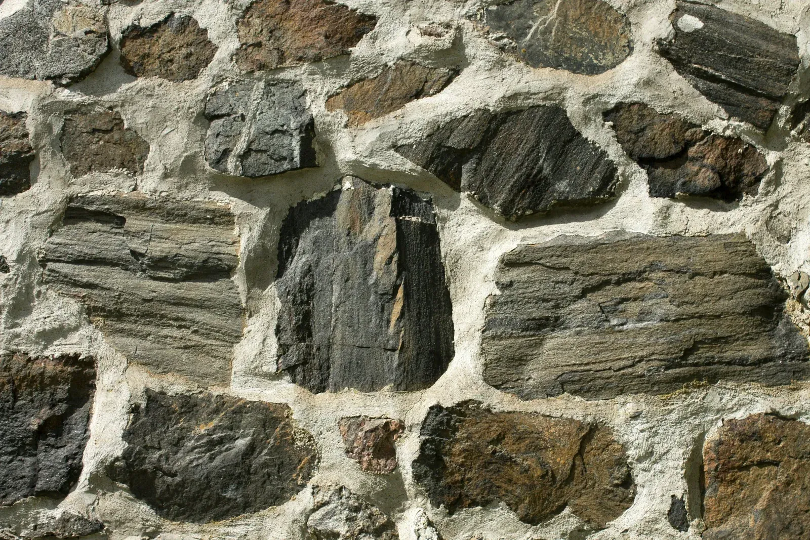 Natural stone retaining wall, Baltimore County
